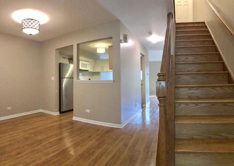 760 Ripple Brook Ct, Elgin, IL 60120 photo 8