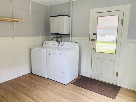 607 E Chamberlin St, Dixon, IL 61021 photo 6
