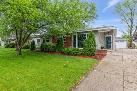 3905 Wren Ln, Rolling Meadows, IL 60008 photo 1