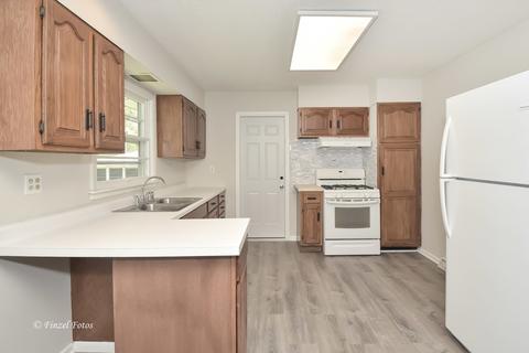 4206 Ponca St, Mchenry, IL 60050 photo 7