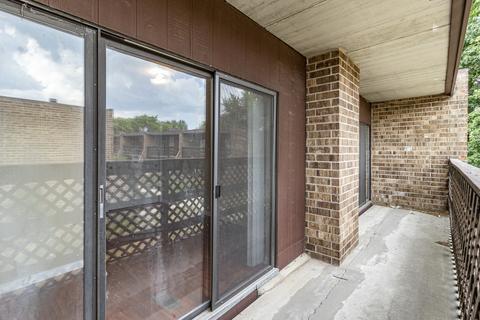 1110 Kenneth Cir, Elgin, IL 60120 photo 16