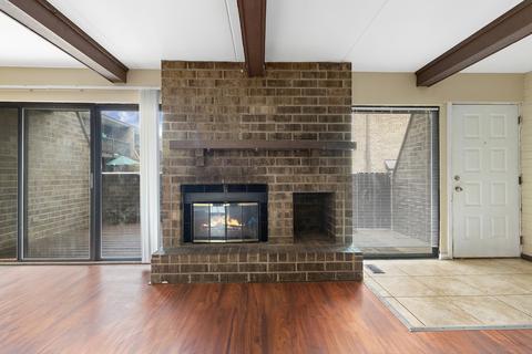 1110 Kenneth Cir, Elgin, IL 60120 photo 8
