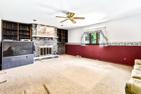207 Arrowhead Dr, Minooka, IL 60447 photo 9