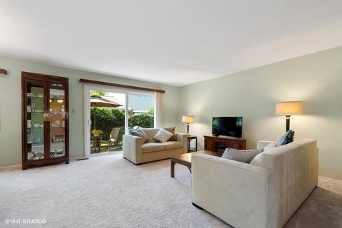1722 Warwick Ct, Wheaton, IL 60189 photo 6