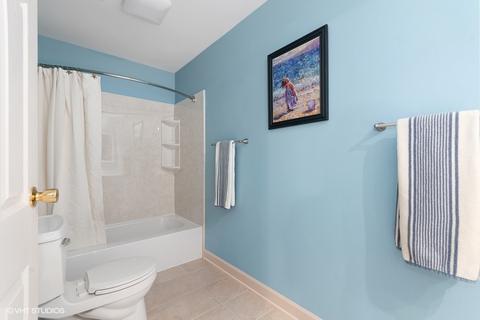 1722 Warwick Ct, Wheaton, IL 60189 photo 12