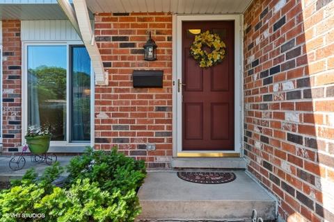 1722 Warwick Ct, Wheaton, IL 60189 photo 18