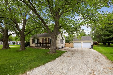502 E Main St, Tolono, IL 61880 photo 3