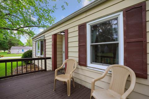 502 E Main St, Tolono, IL 61880 photo 9