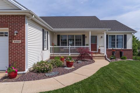 2352 Corrigan Way, Normal, IL 61761 photo 2