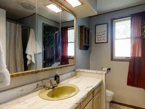 508 W Frederick St, Thomasboro, IL 61878 photo 25