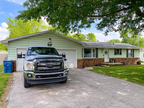 508 W Frederick St, Thomasboro, IL 61878 photo 2