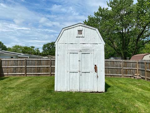 508 W Frederick St, Thomasboro, IL 61878 photo 9