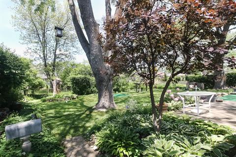 110 Forest Park Ln, Hoffman Estates, IL 60169 photo 26