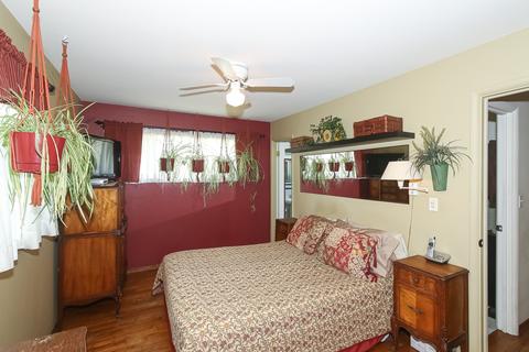 110 Forest Park Ln, Hoffman Estates, IL 60169 photo 14