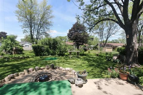 110 Forest Park Ln, Hoffman Estates, IL 60169 photo 25