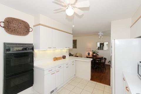 110 Forest Park Ln, Hoffman Estates, IL 60169 photo 11