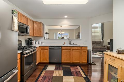 23915 Mcmullin Cir, Plainfield, IL 60586 photo 8