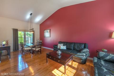 462 Summersweet Ln, Bartlett, IL 60103 photo 5