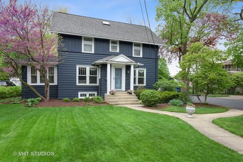814 N Main St, Wheaton, IL 60187 photo 1