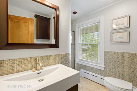814 N Main St, Wheaton, IL 60187 photo 25