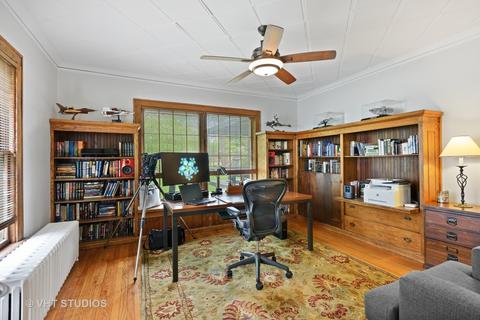814 N Main St, Wheaton, IL 60187 photo 19