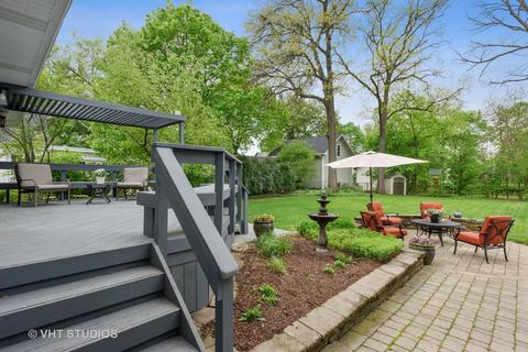 814 N Main St, Wheaton, IL 60187 photo 4