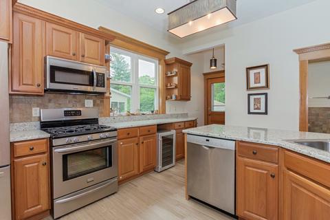 1217 E Washington St, Bloomington, IL 61701 photo 16
