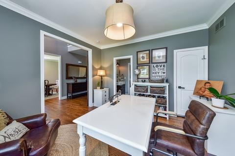 2000 Windham Cir, Wheaton, IL 60187 photo 12