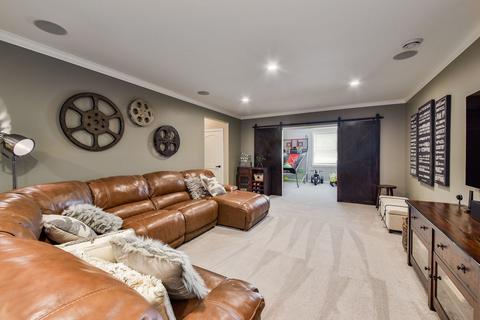 2000 Windham Cir, Wheaton, IL 60187 photo 46