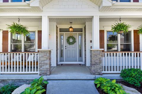 2000 Windham Cir, Wheaton, IL 60187 photo 4