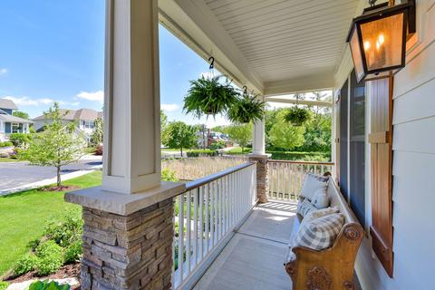 2000 Windham Cir, Wheaton, IL 60187 photo 5