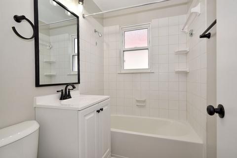 111 S Morgan Ave, Wheaton, IL 60187 photo 10