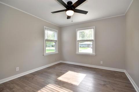 111 S Morgan Ave, Wheaton, IL 60187 photo 9