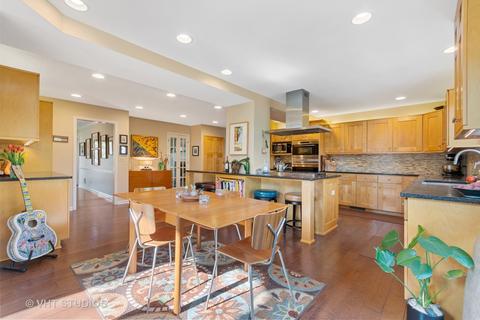 217 E 14th Ave, Naperville, IL 60563 photo 12