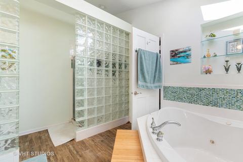 217 E 14th Ave, Naperville, IL 60563 photo 22