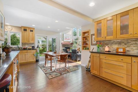 217 E 14th Ave, Naperville, IL 60563 photo 10