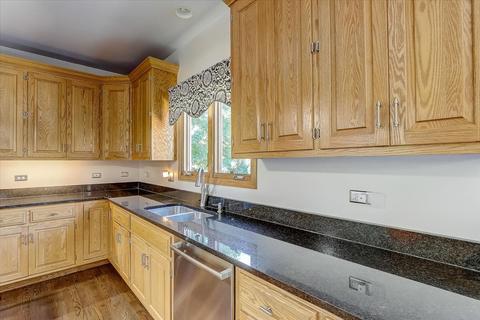 13209 Blackstone Ln, Plainfield, IL 60585 photo 9