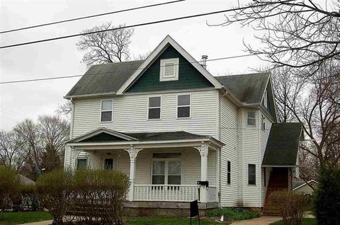 109 E Main St, Mount Morris, IL 61054 photo 1