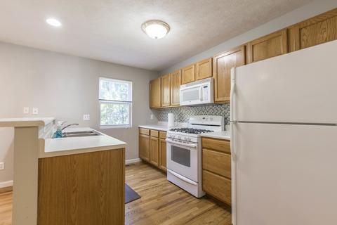 210 Parktrail Rd, Normal, IL 61761 photo 9