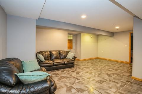 427 E Comstock Ave, Addison, IL 60101 photo 24