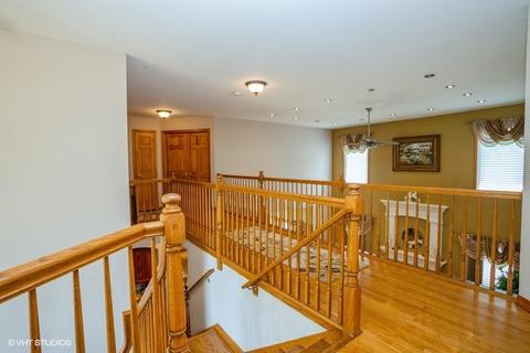 427 E Comstock Ave, Addison, IL 60101 photo 16