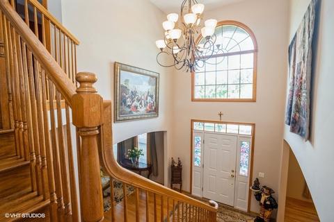 427 E Comstock Ave, Addison, IL 60101 photo 3