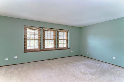 1401 E Hull Dr, Wheaton, IL 60189 photo 15