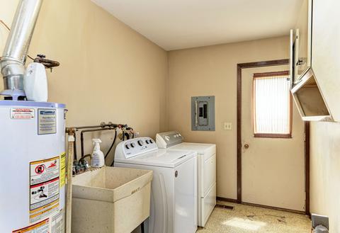 1401 E Hull Dr, Wheaton, IL 60189 photo 14