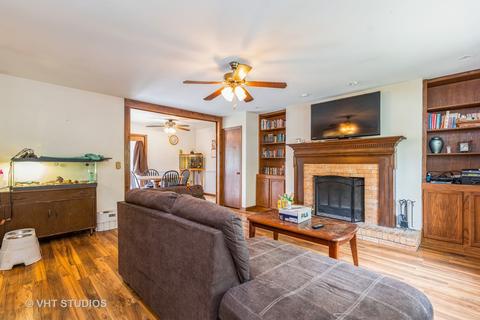 2716 Old Oak Dr, Mchenry, IL 60050 photo 4