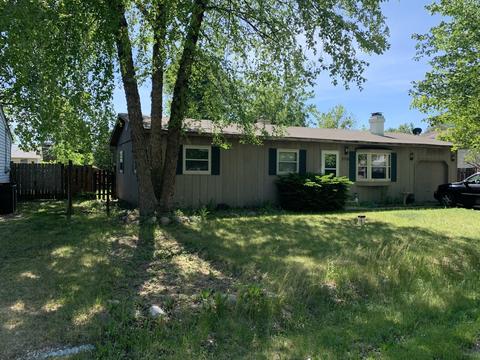 2716 Old Oak Dr, Mchenry, IL 60050 photo 1