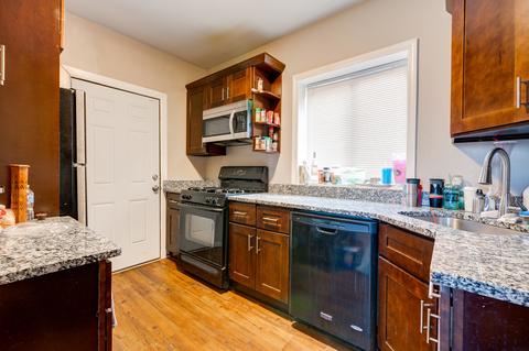 7915 S Champlain Ave, Chicago, IL 60619 photo 13