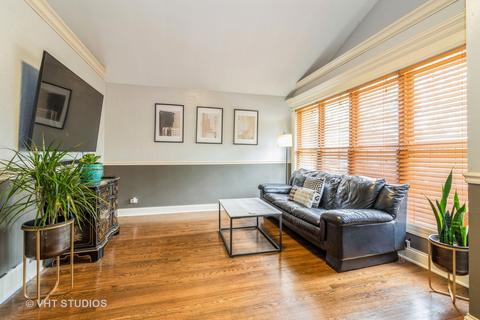 6048 S Normandy Ave, Chicago, IL 60638 photo 2