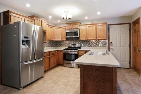 16164 Raintree Rd, Bloomington, IL 61705 photo 15