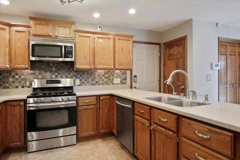 16164 Raintree Rd, Bloomington, IL 61705 photo 16